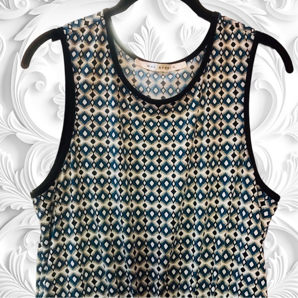 Max Studio Sleeveless Geometric Patterned Dress Size Large - Picture 2 of 3